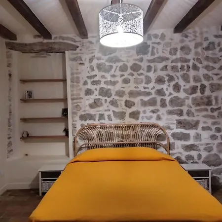 Maison De Charme Pres De Lussan & Uzes Calme Et Authentique Hébergement de vacances Vallérargues