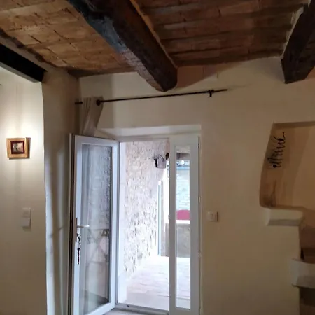 Hébergement de vacances Maison De Charme Pres De Lussan & Uzes Calme Et Authentique *